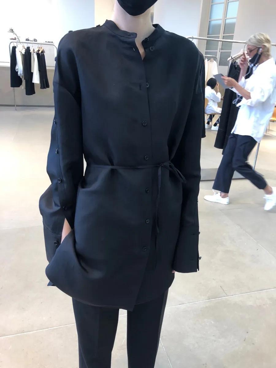 Buttoned Collarless Shirt