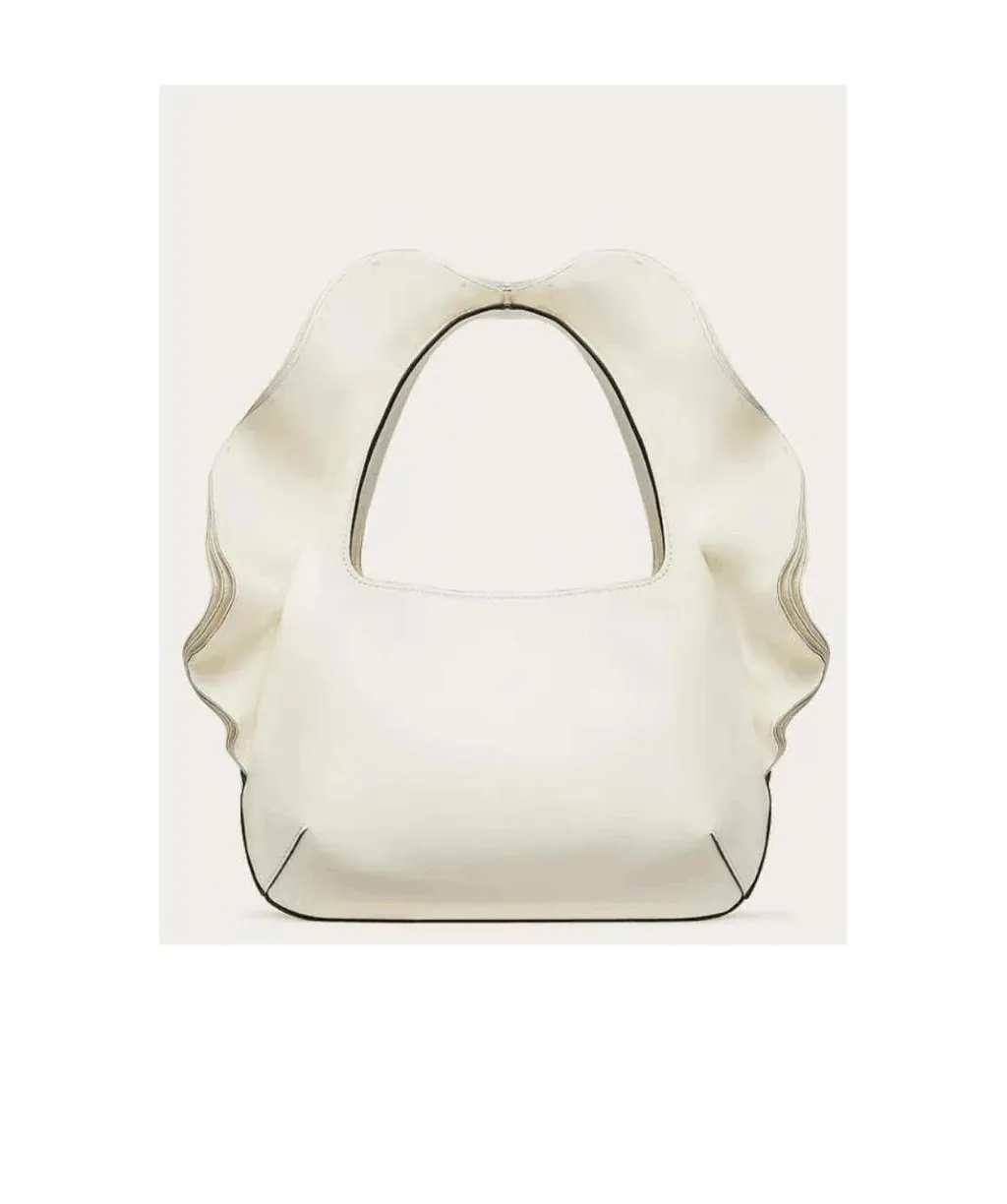 Atelier 04 Ruffled Shoulderbag
