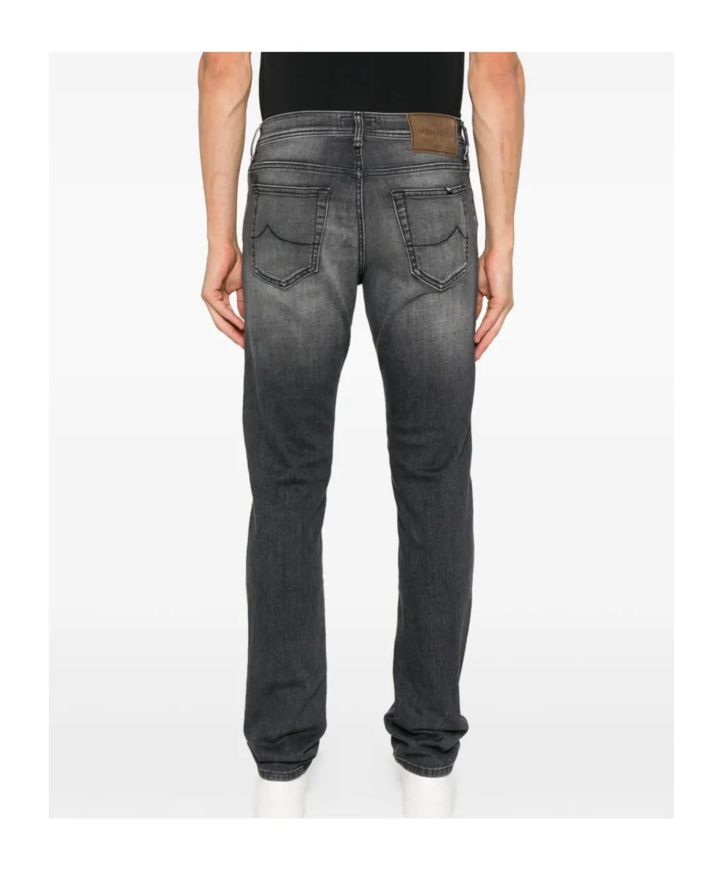 Belt-Loop Jeans