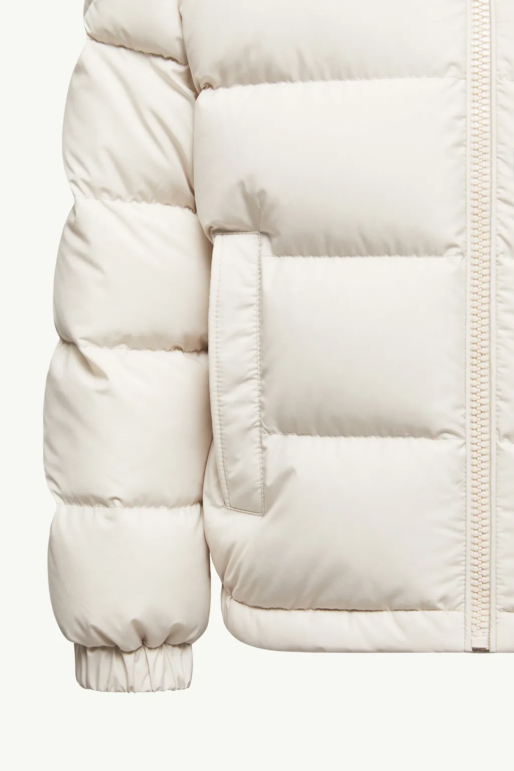 Moncler Enfant Taidu Hooded Down Jacket