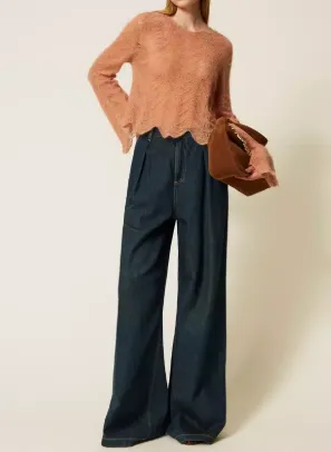 Pleat-Detail Jeans