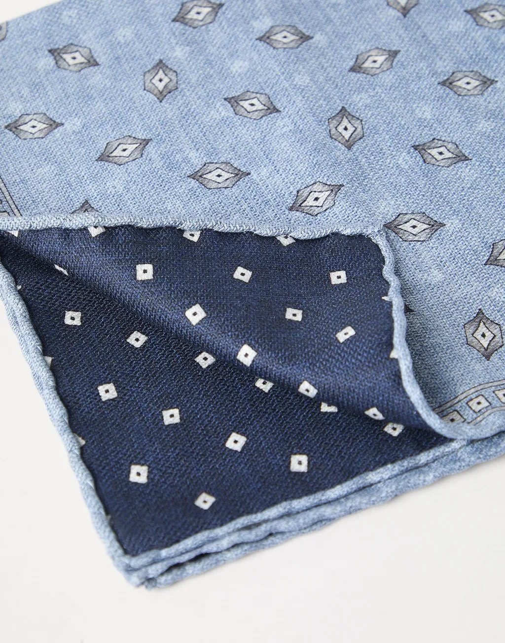 Reversible Printed Pocket Square