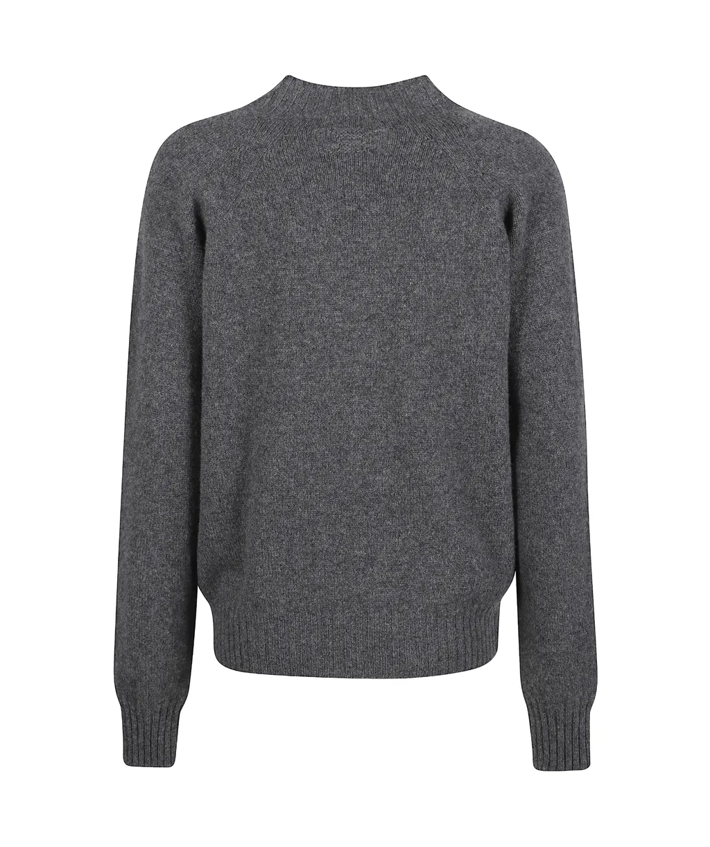 Crew Neck Long-Sleeved Sweater