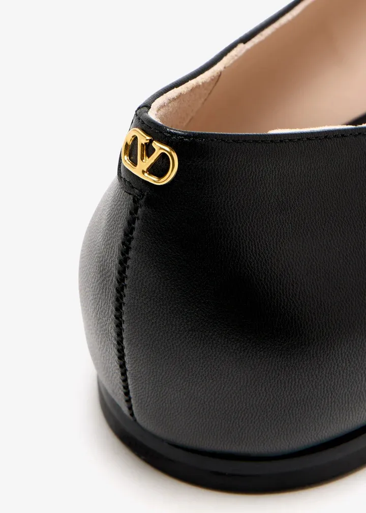 Valentino Bowow Round Toe Slip-On Ballet Flats