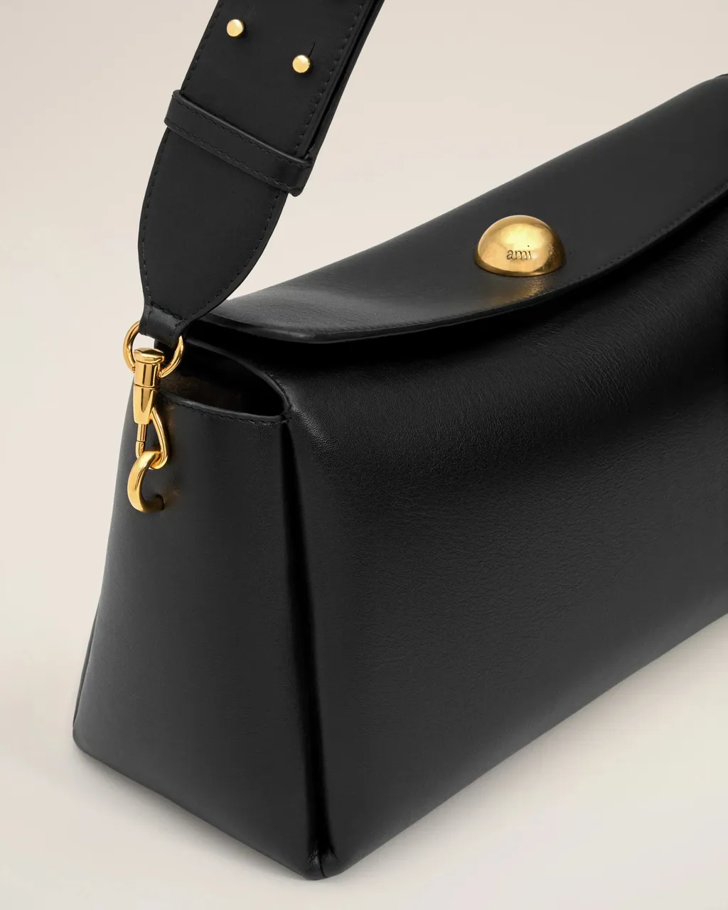 Black Smooth Leather Carrousel Medium Bag