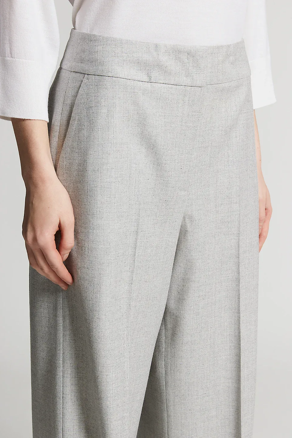 Peserico Pleated Straight Hem Trousers