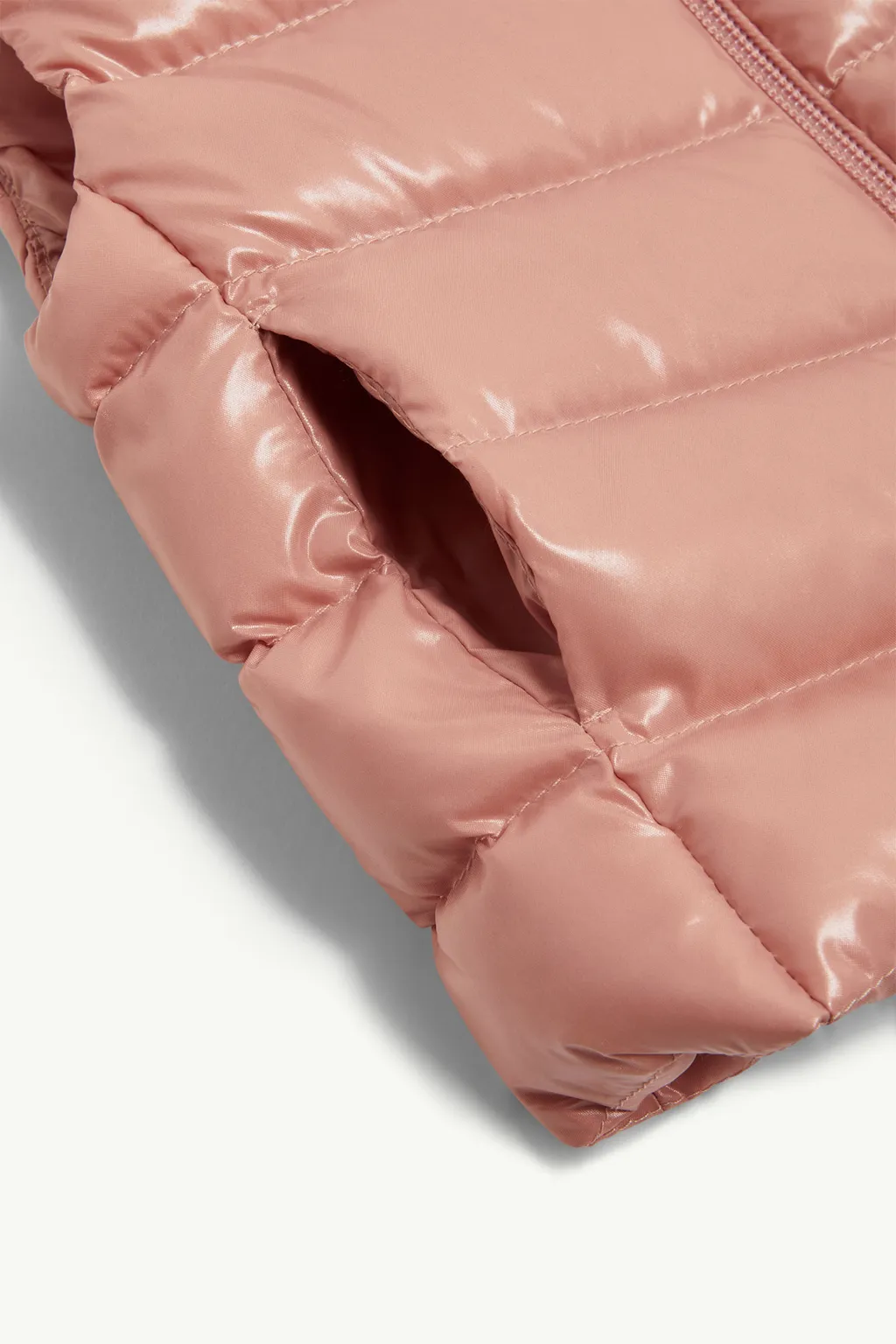 Moncler Enfant Logo Patch Padded Vest