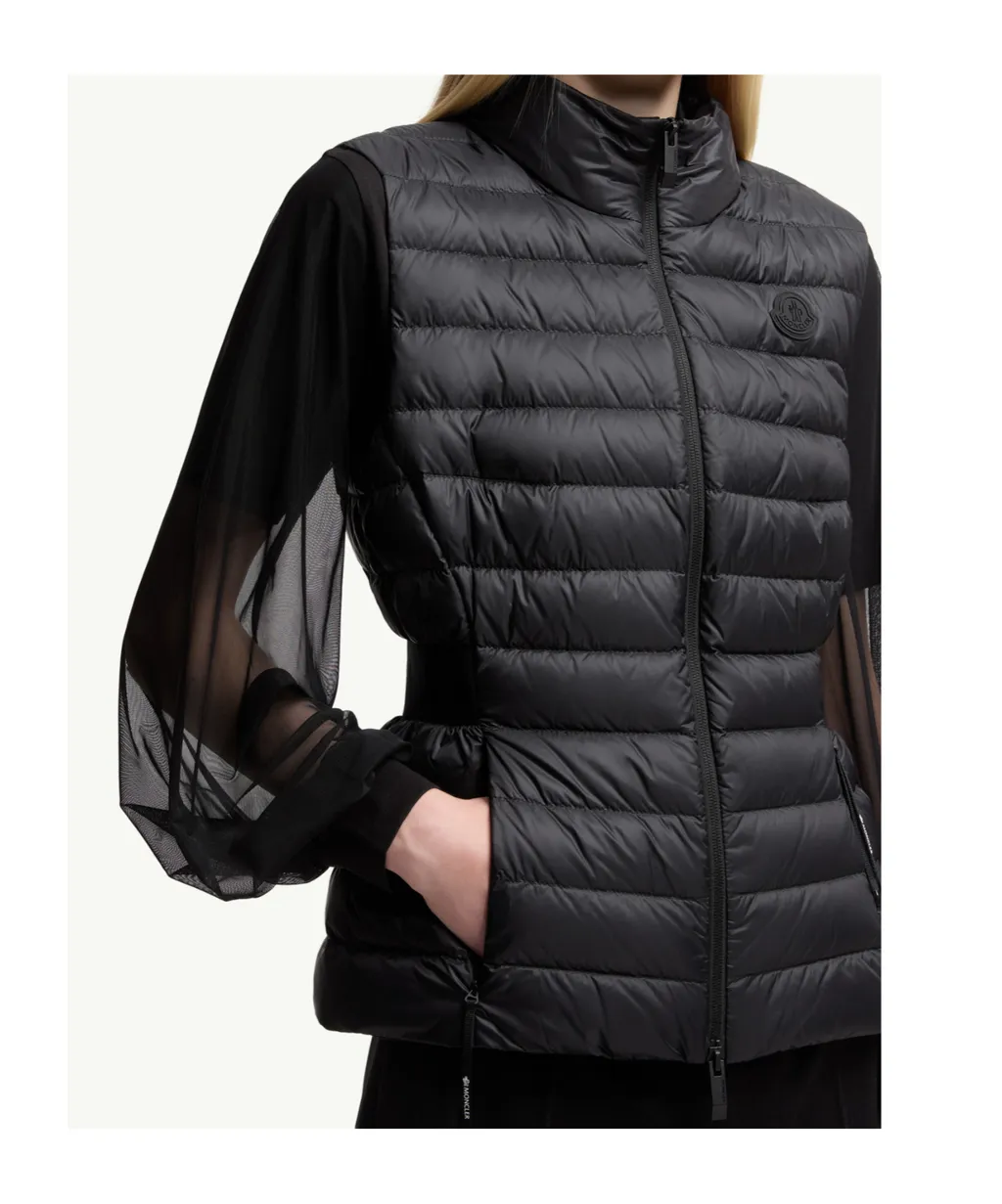 Moncler Logo Patch Zip-Up Down Vest