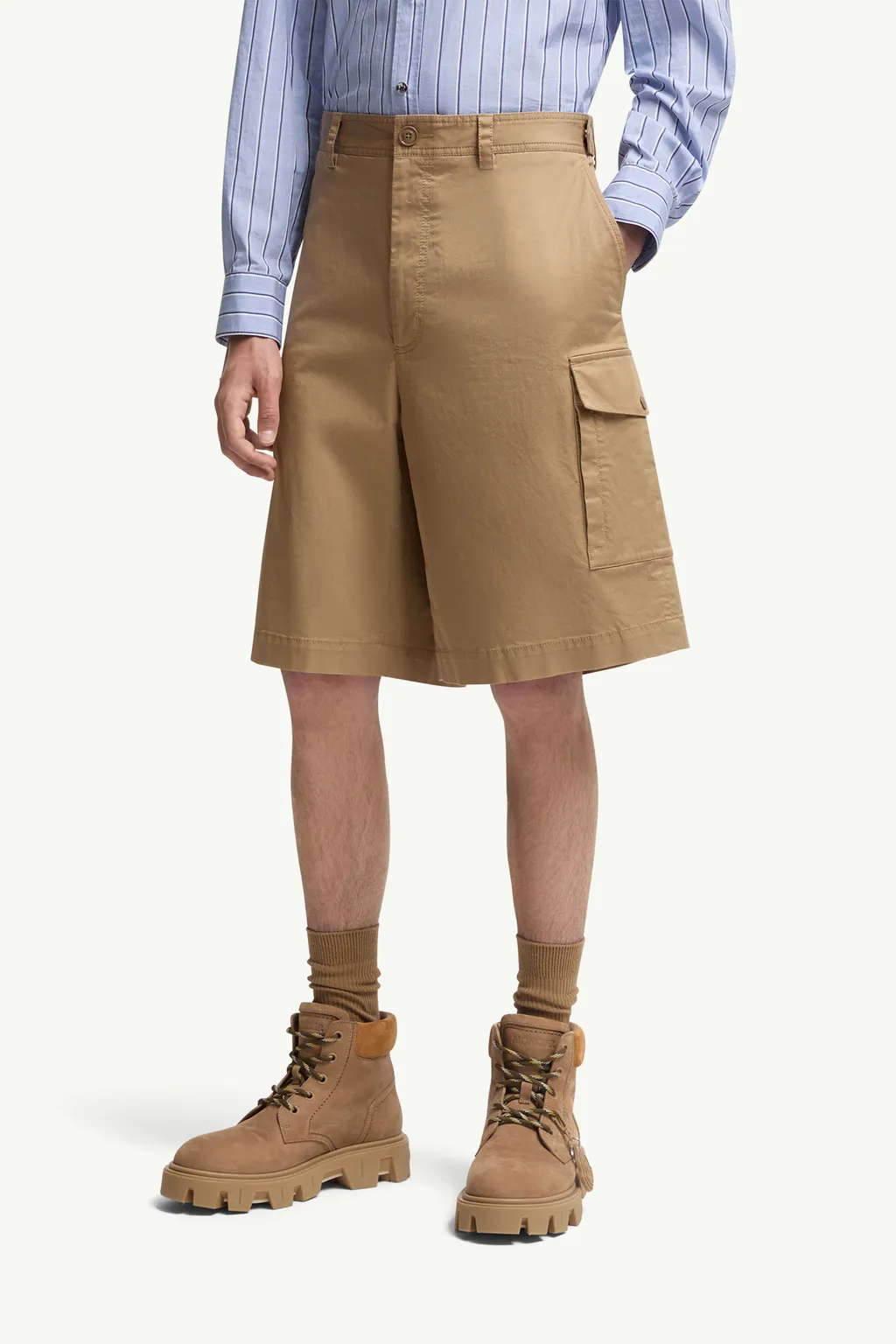 Moncler Logo-Patch Cargo Shorts