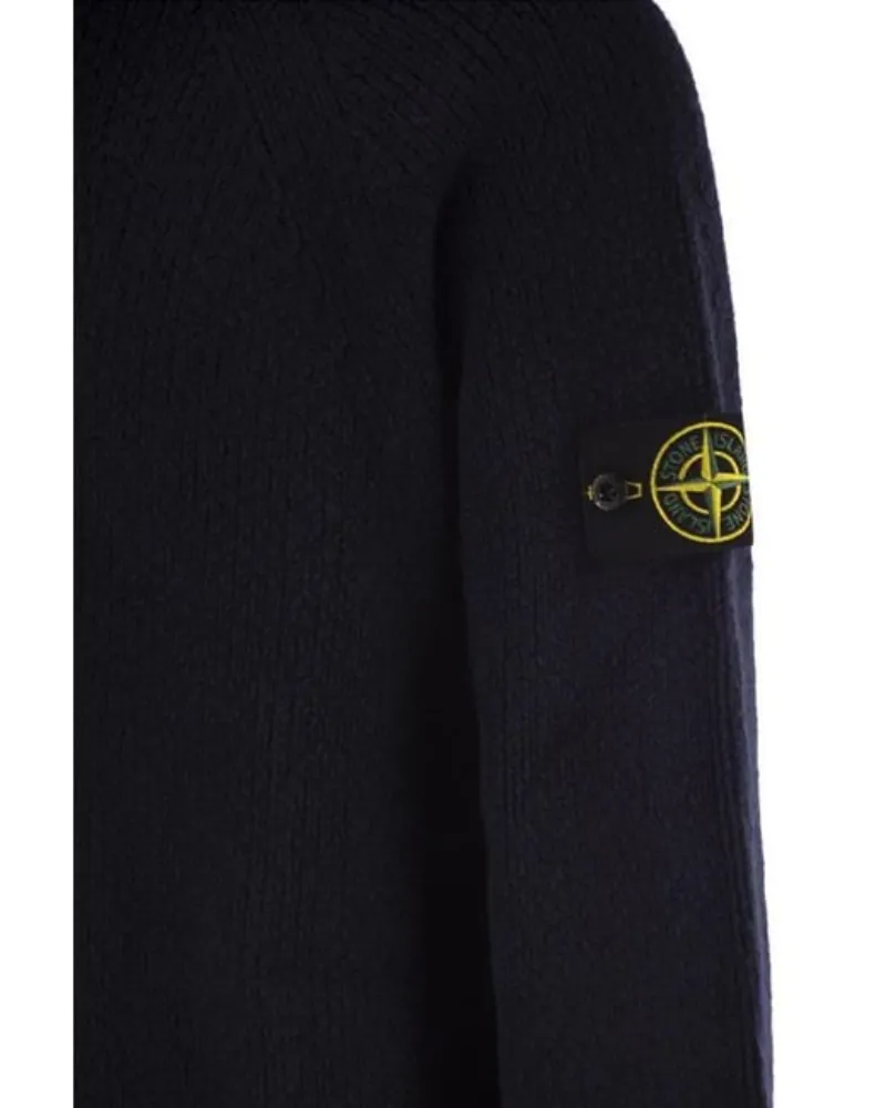Round Neck Sweater With Raglan Sleeves
