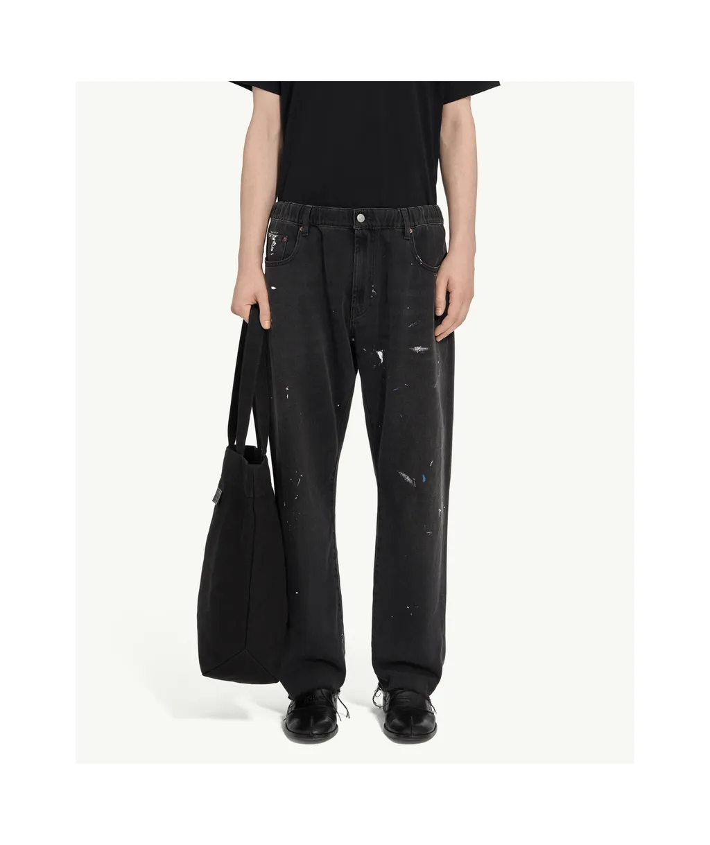Straight-Leg Jeans