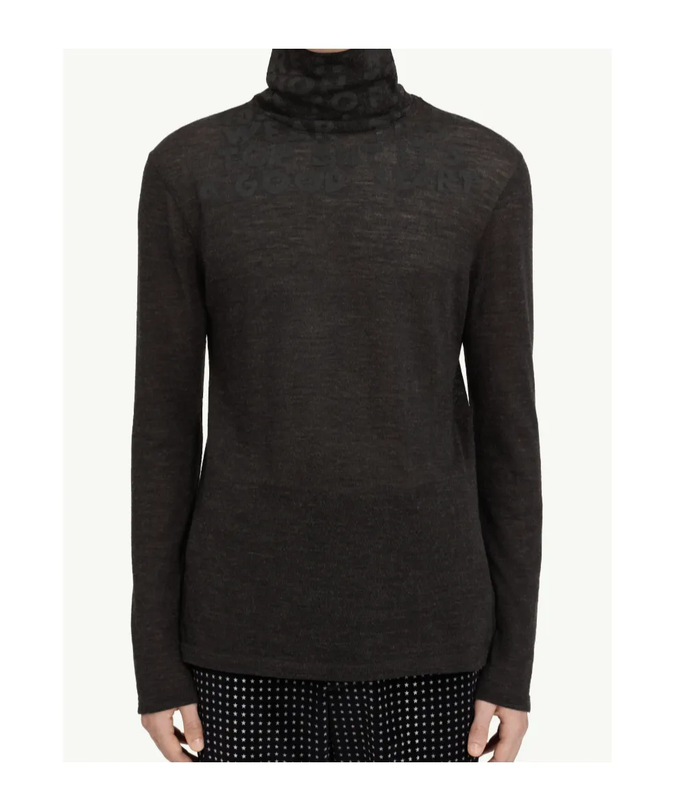 Long-Sleeved Turtleneck