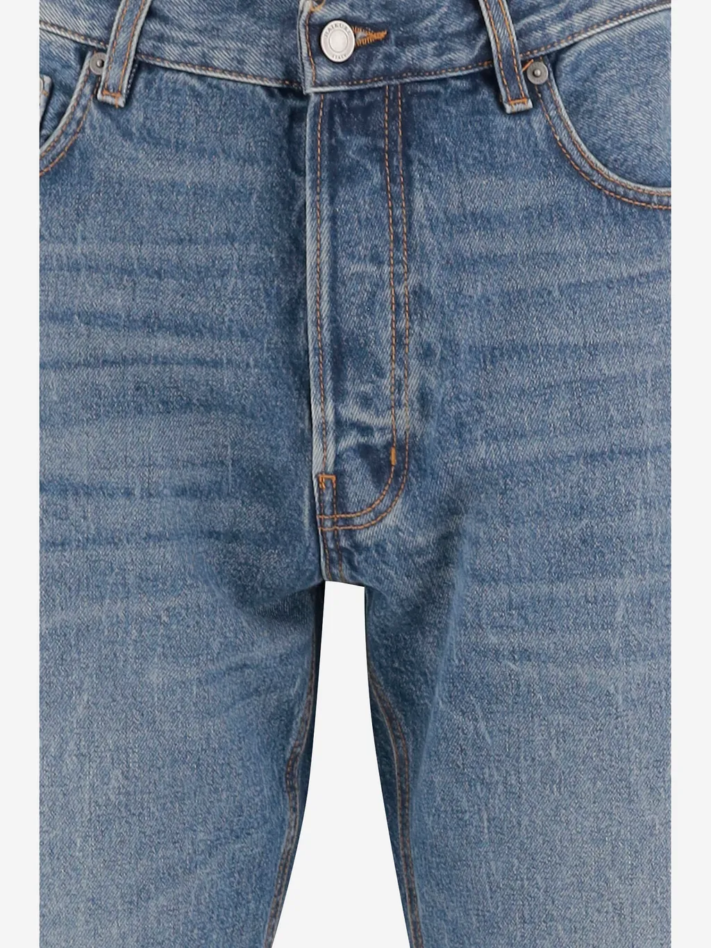 Straight Jeans