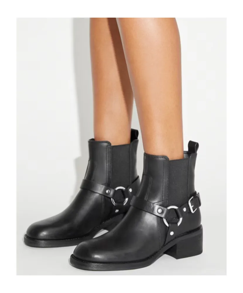 Buckle-Strap Ring Detail Boots