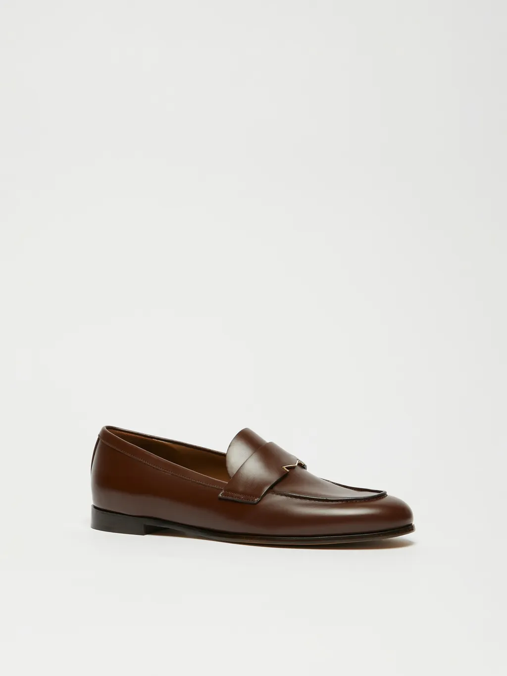 Semi-Glossy Leather Moccasins