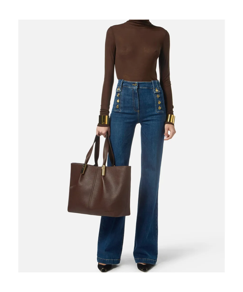 Button-Detailed Jeans