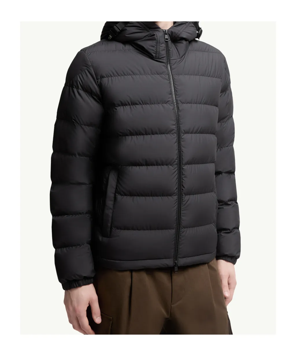 Moncler Laveraet Hooded Short Down Jacket