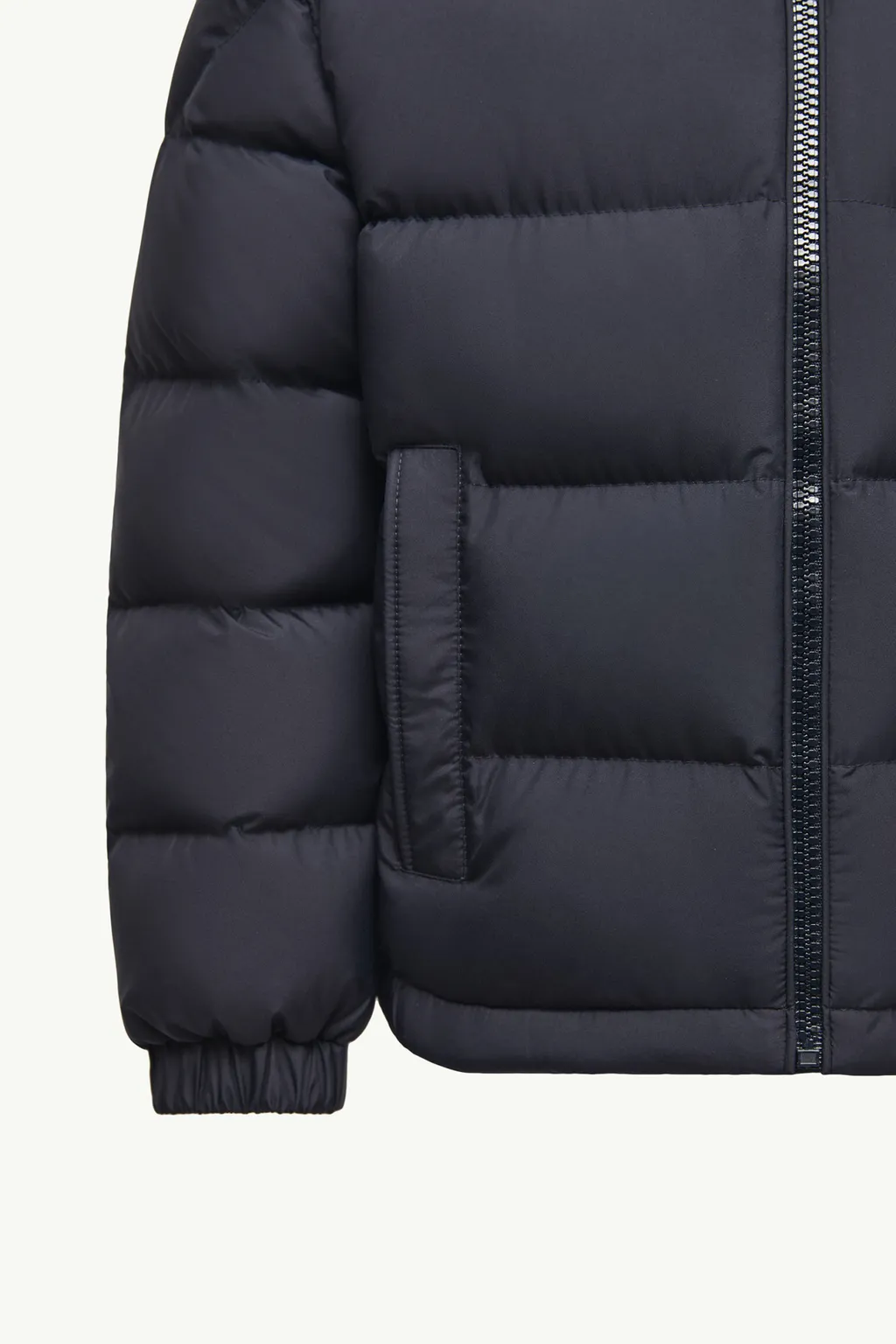 Moncler Enfant Taidu Hooded Down Jacket