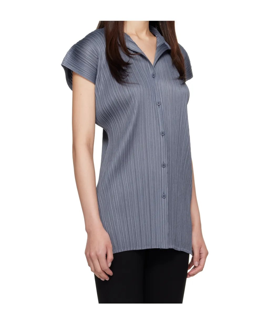 Short-Sleeved Shirt