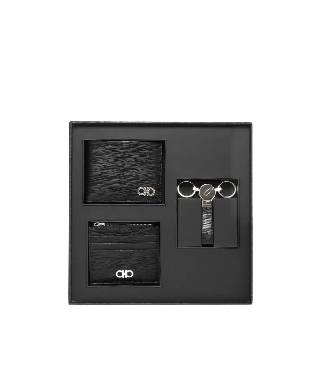 Ferragamo Wallet Card Holder And Keyring Set