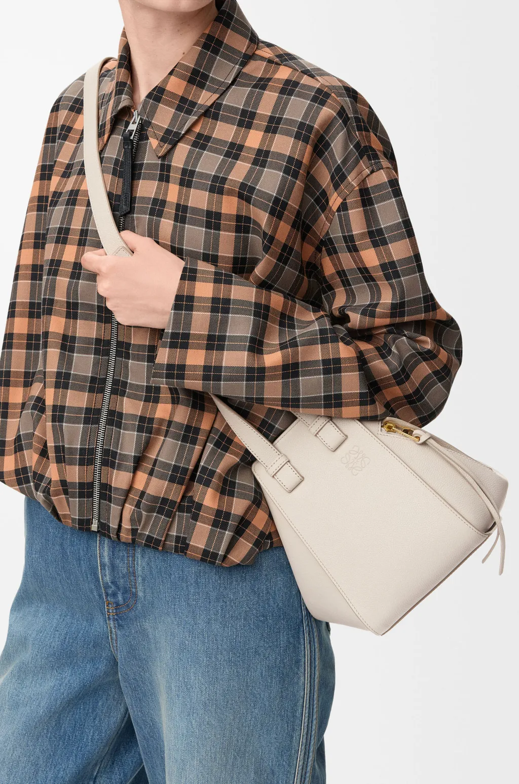 Compact Hammock Bag In Soft Grained Calfskin