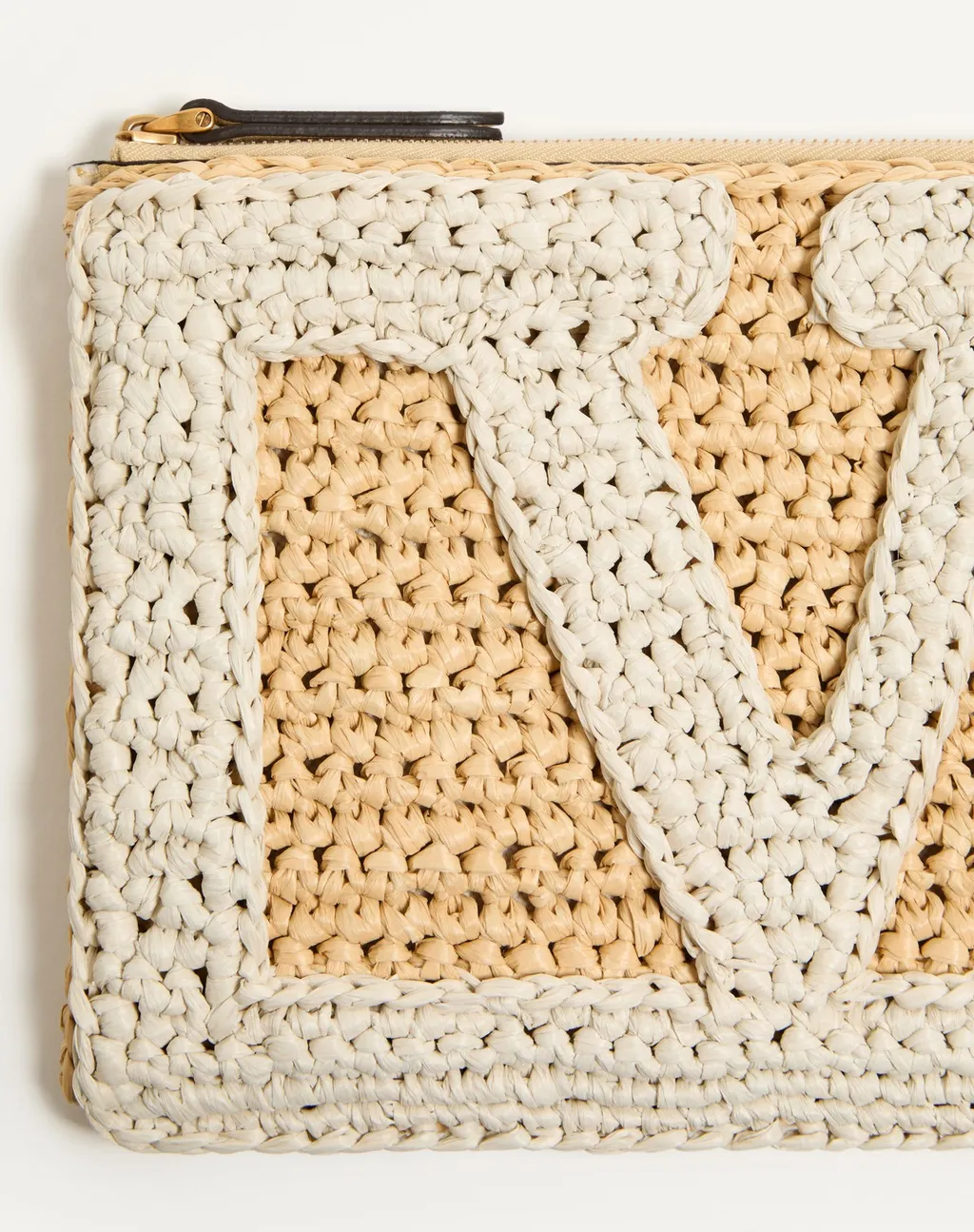 Valentino Garavani Viva Superstar Small Pouch In Synthetic Raffia