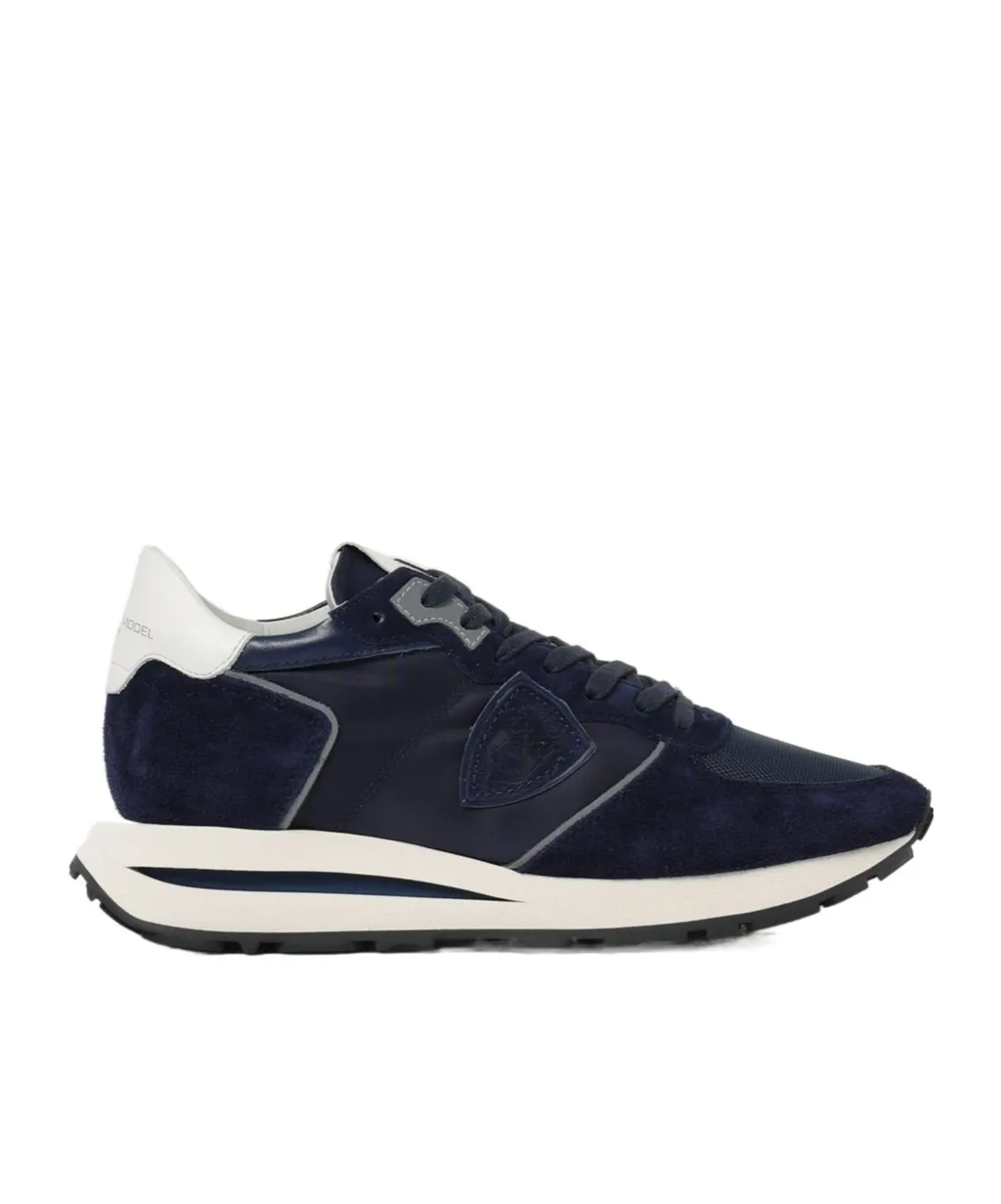 Lace-Up Casual Sneakers