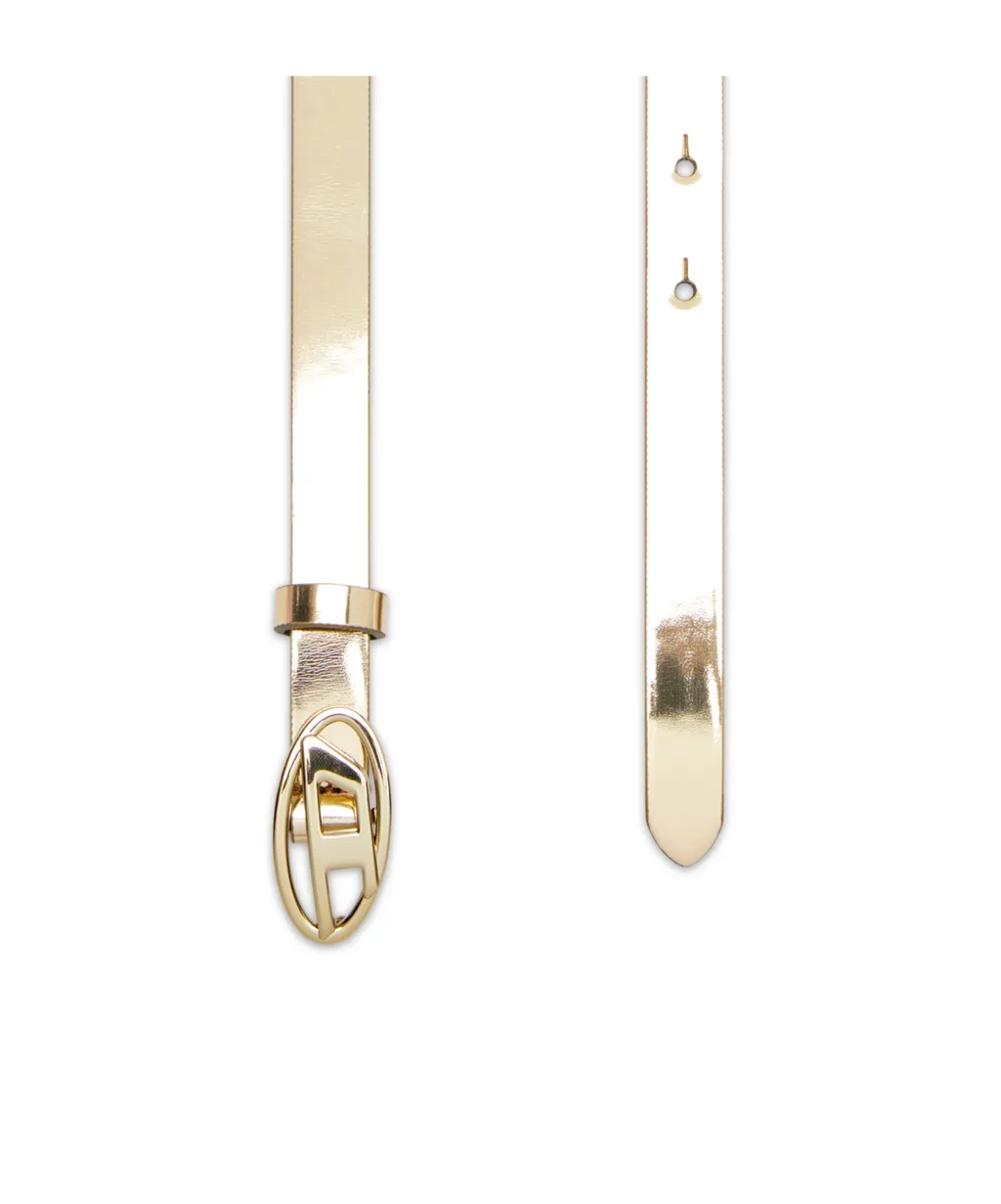 Oval-Buckle Belt