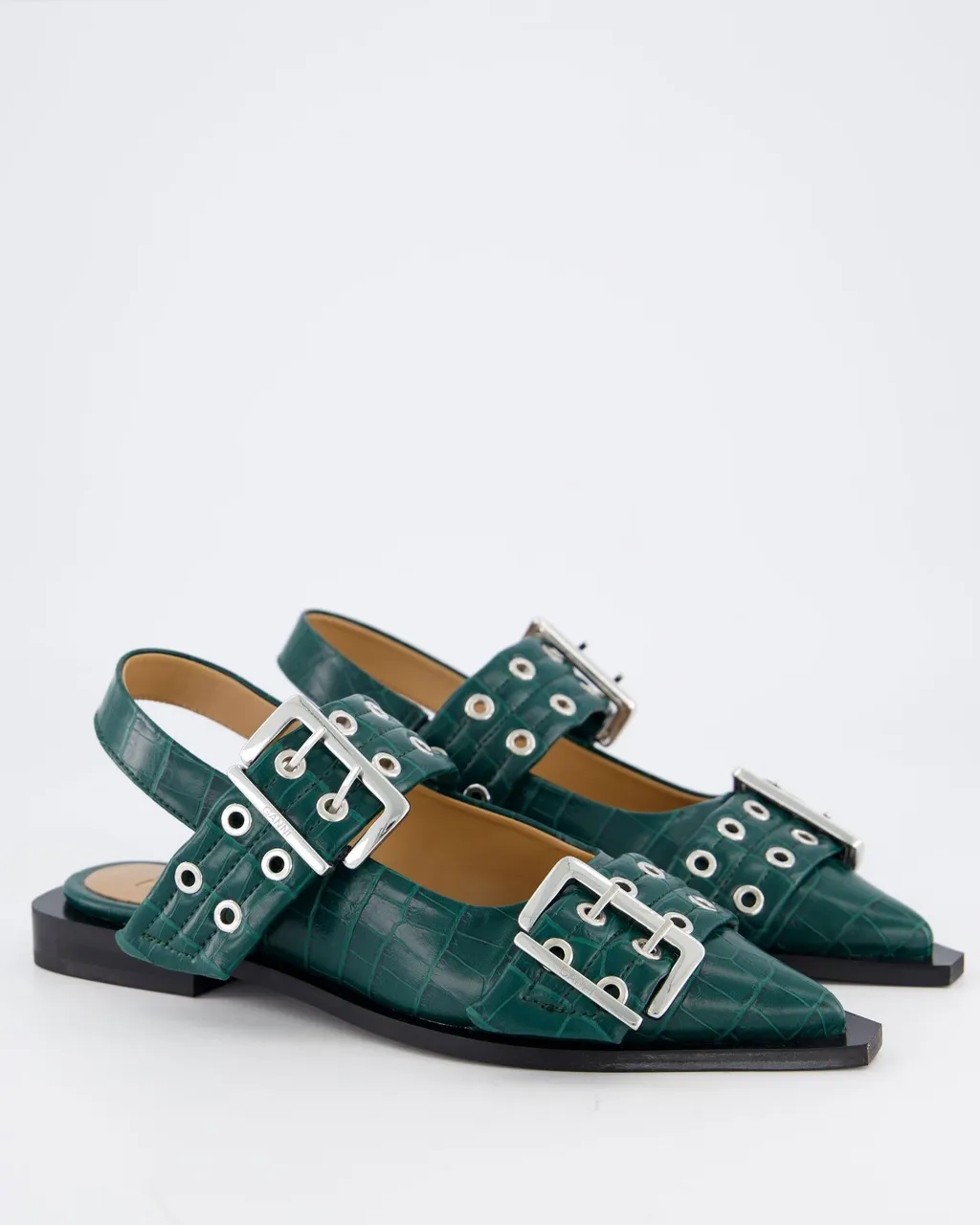 Double-Buckle Pointed Flat Pumps