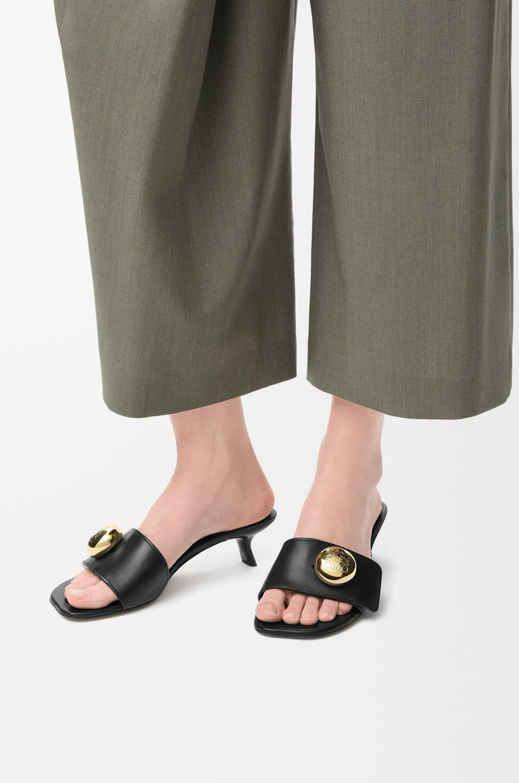 Pebble Slide In Soft Calfskin