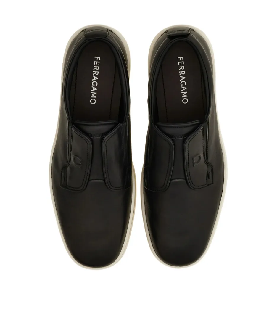 Slip-On Sneaker