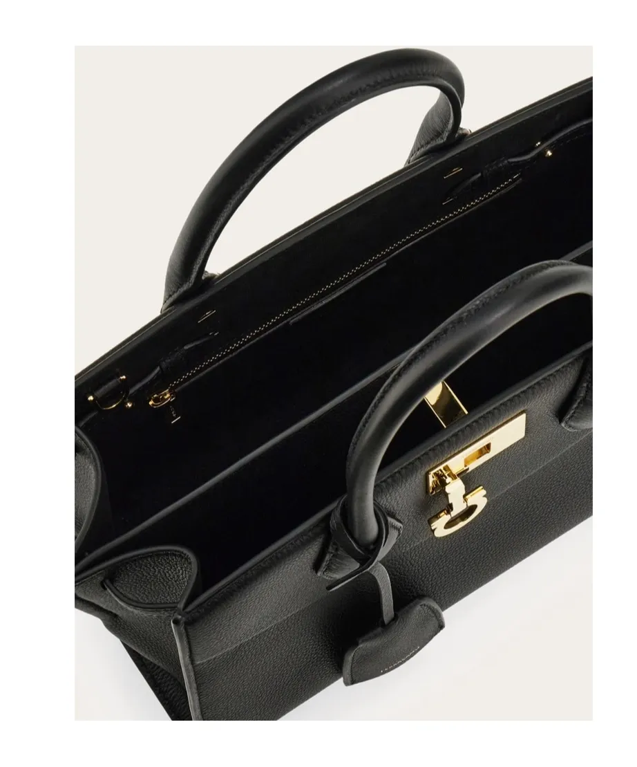 Ferragamo New Ferragamo Studio Medium Soft Bag