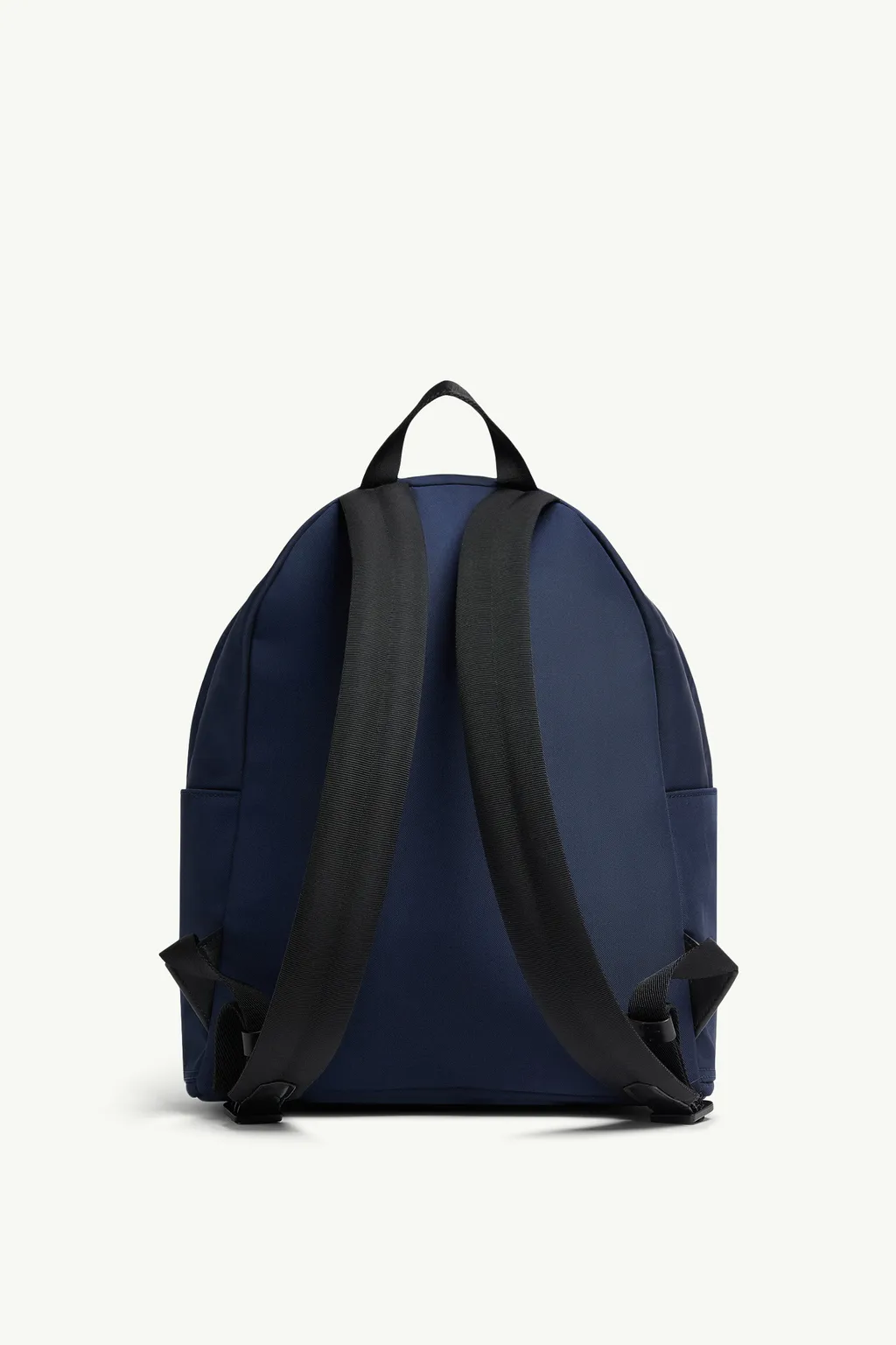 Moncler Logo Patch Zipped Backpack