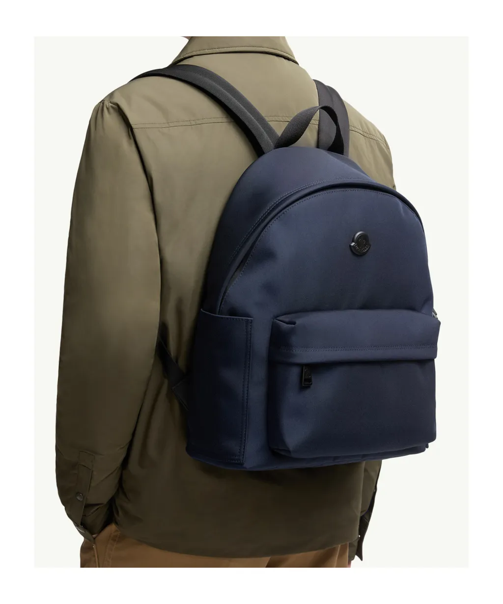 Moncler Logo Patch Zipped Backpack