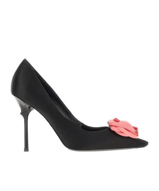 Roger Vivier Floral-Appliqué Pumps