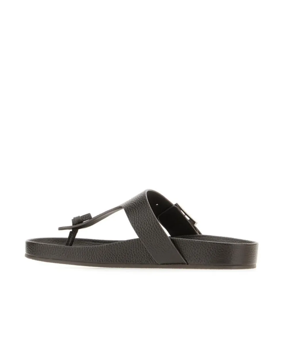 Round Toe Flip Flops