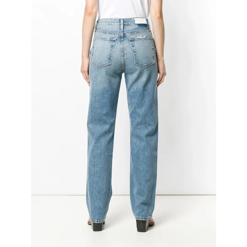 Straight Jeans