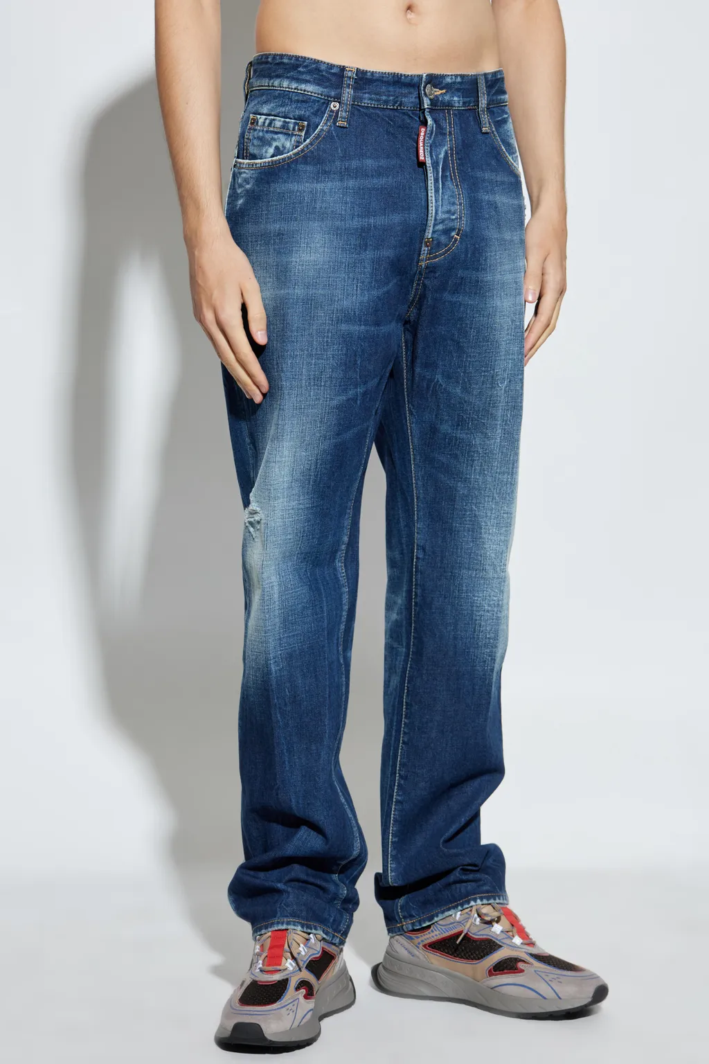 Dsquared2 642 Distressed Jeans