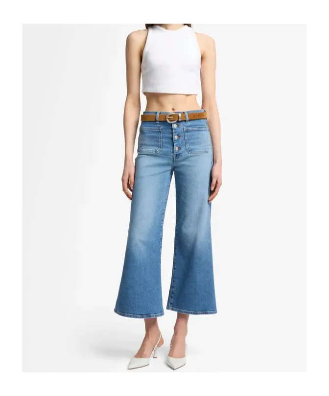 High-Waisted Jeans
