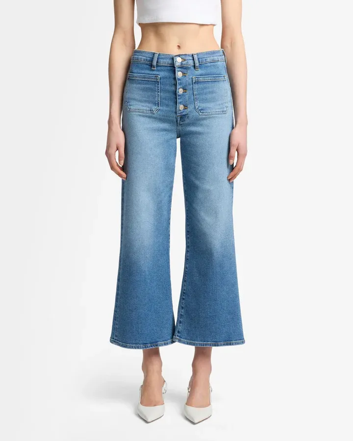 High-Waisted Jeans