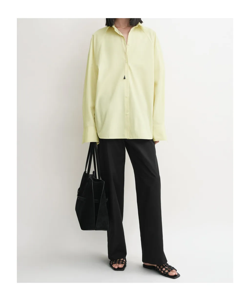 Raglan-Sleeves Shirt