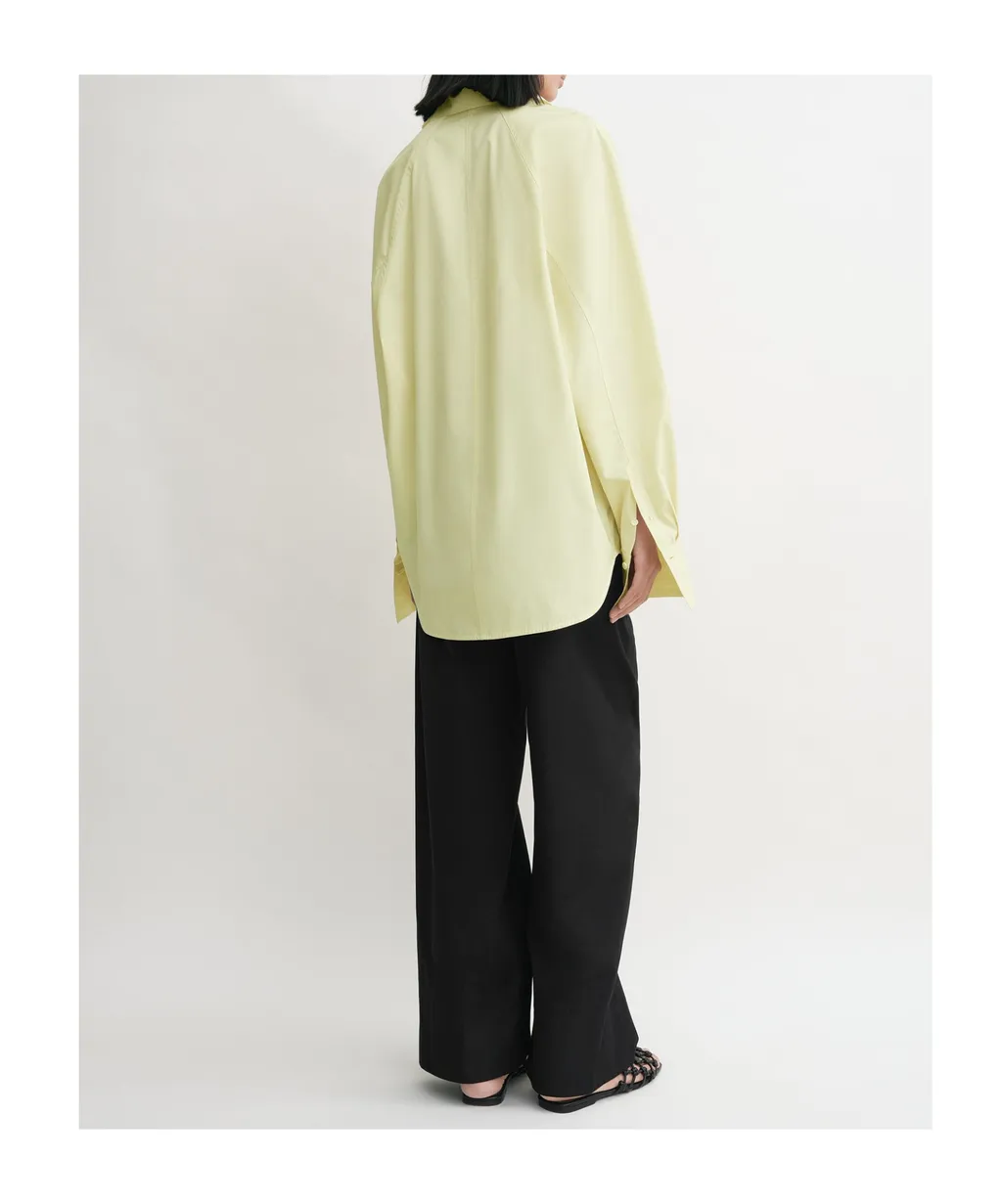 Raglan-Sleeves Shirt