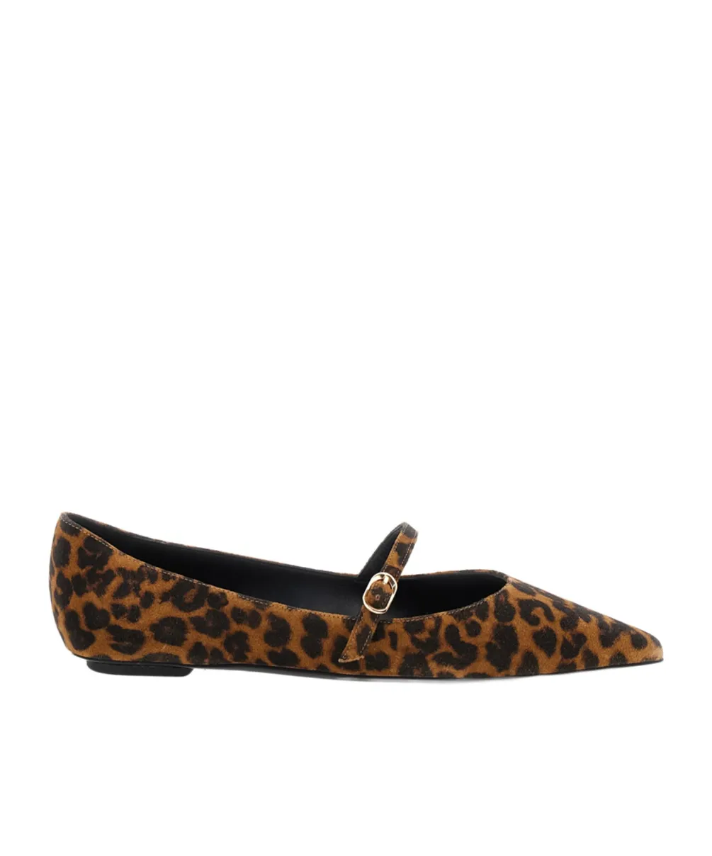 Emilia Mary Jane Flat