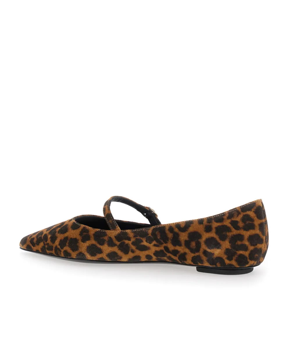 Emilia Mary Jane Flat