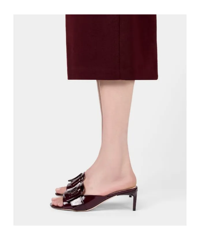 Viv' Canard Mules In Patent Leather