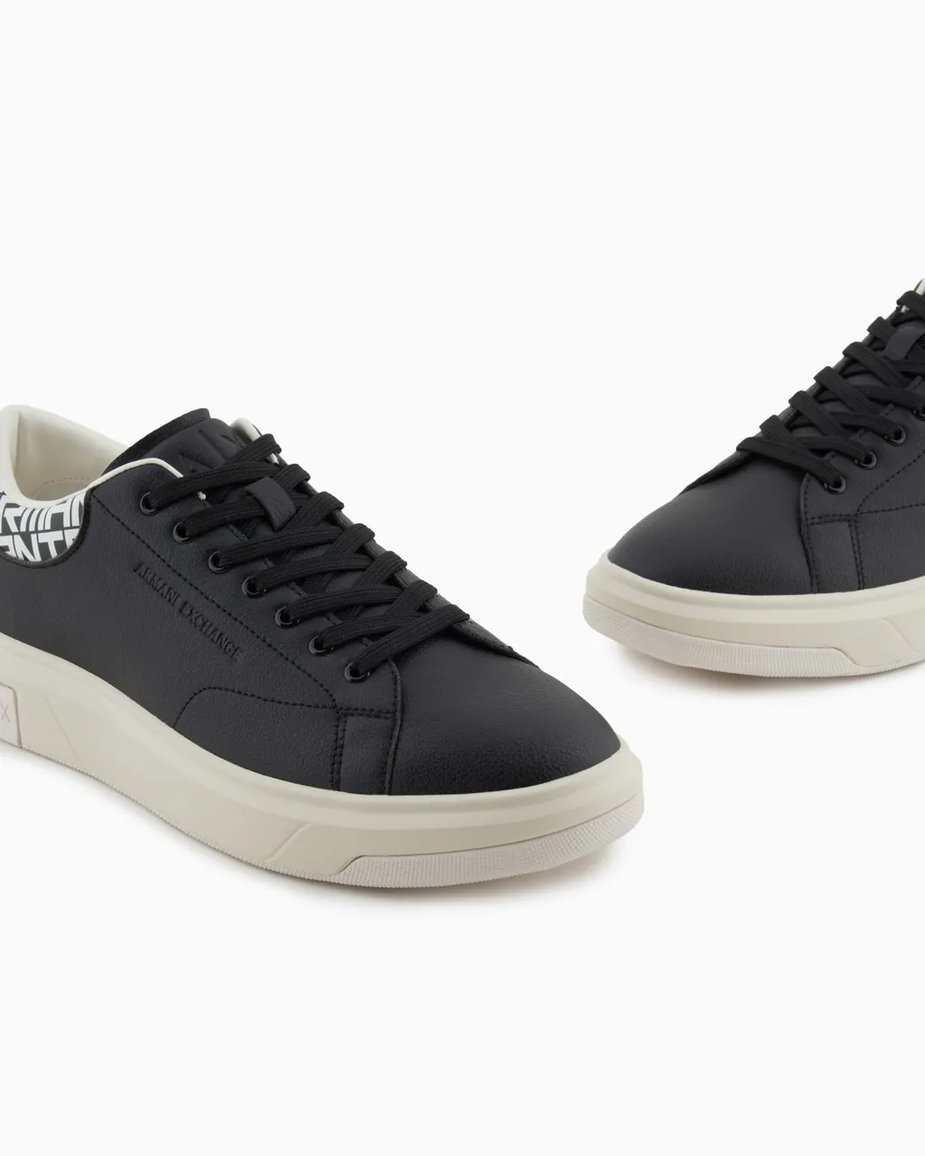 Logo Sneakers