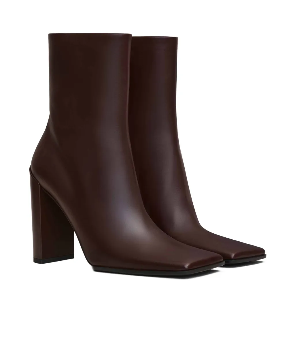 AlaÏA Block Heel Square-Toe Boots