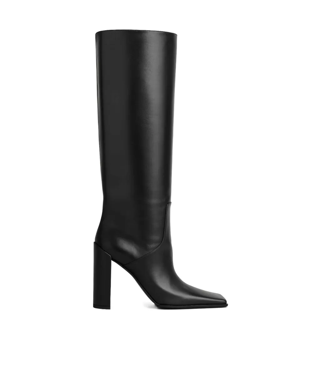 AlaÏA Square Knee Boots