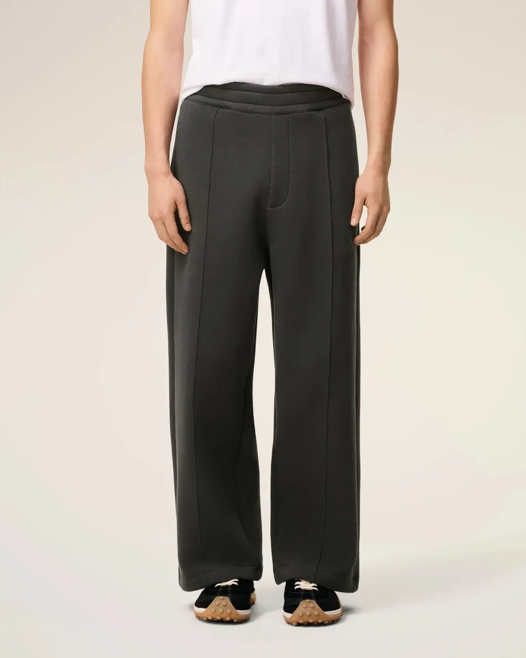 Ami Ami De Coeur Logo Embossed Joggings