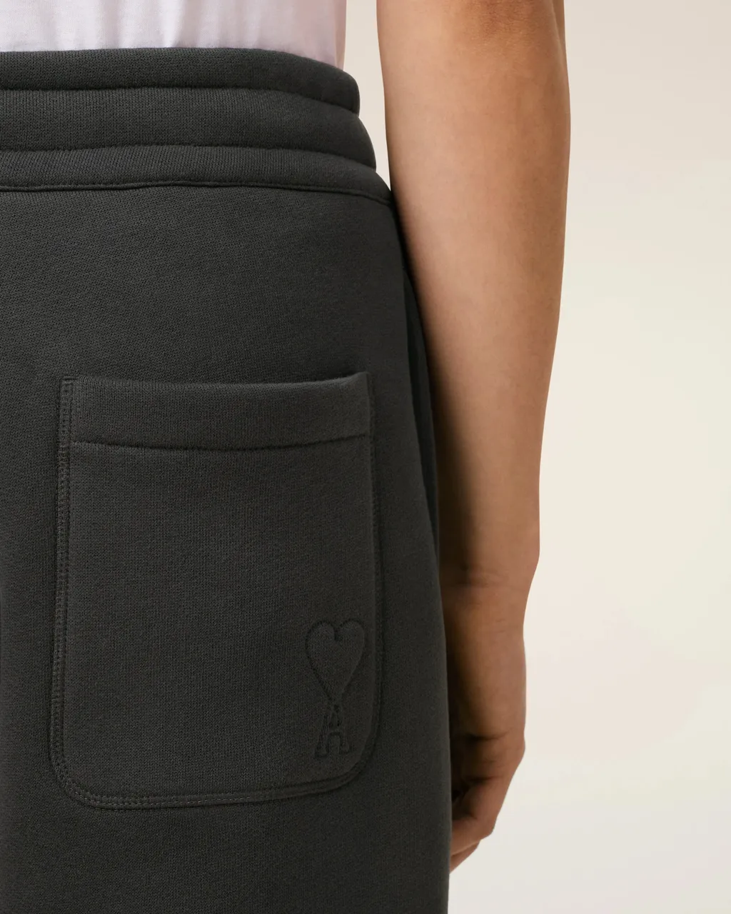 Ami Ami De Coeur Logo Embossed Joggings